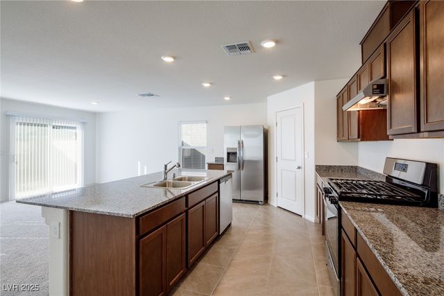 4143 Juniper Pear Avenue, Las Vegas, NV 89141