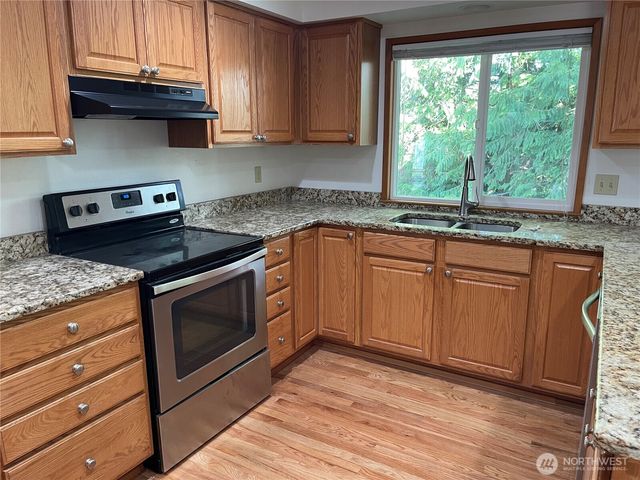 7016 Osprey Circle, Bremerton, WA 98312