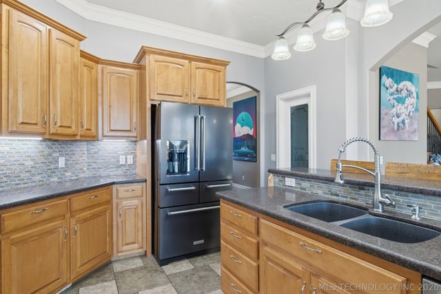 19203 S Champ Johnson Road, Bixby, OK 74008