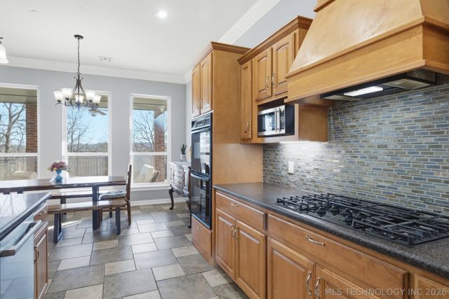 19203 S Champ Johnson Road, Bixby, OK 74008