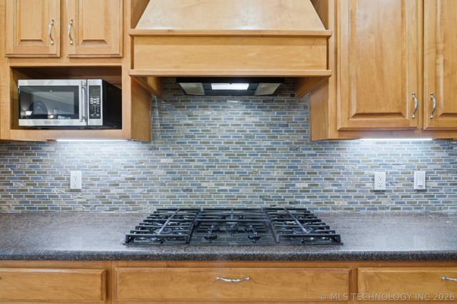 19203 S Champ Johnson Road, Bixby, OK 74008