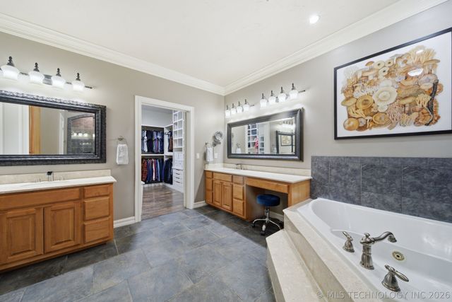 19203 S Champ Johnson Road, Bixby, OK 74008