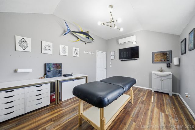 19203 S Champ Johnson Road, Bixby, OK 74008