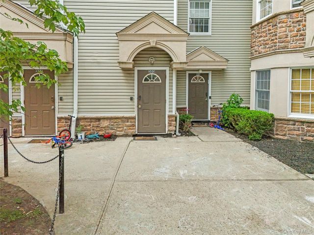 12 Horizon Court 303, Monsey, NY 10952