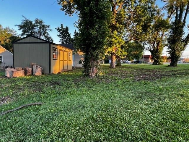 7800 E 86th Street, Kansas City, MO 64138