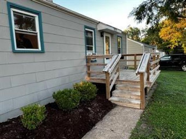 7800 E 86th Street, Kansas City, MO 64138