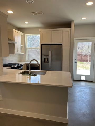 1293 Clifftop Lane, Dallas, TX 75208