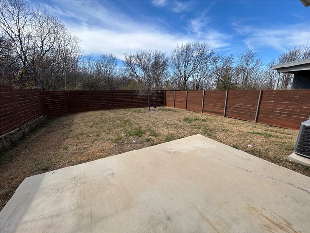 1293 Clifftop Lane, Dallas, TX 75208