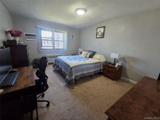 155-35 81st Street 37, Howard Beach, NY 11414