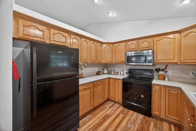 4024 Chica Rd, Crossville, TN 38572