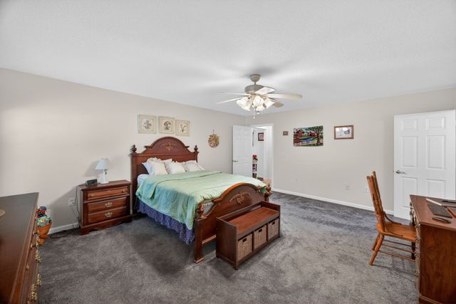 4024 Chica Rd, Crossville, TN 38572