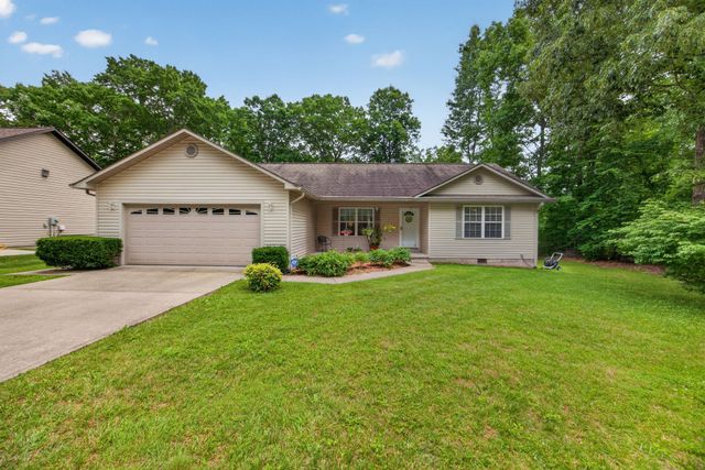 4024 Chica Rd, Crossville, TN 38572