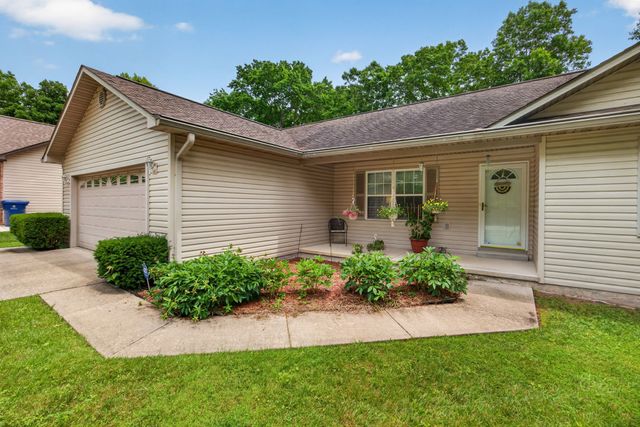 4024 Chica Rd, Crossville, TN 38572
