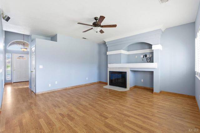 3178 Hickory Court, Hanford, CA 93230