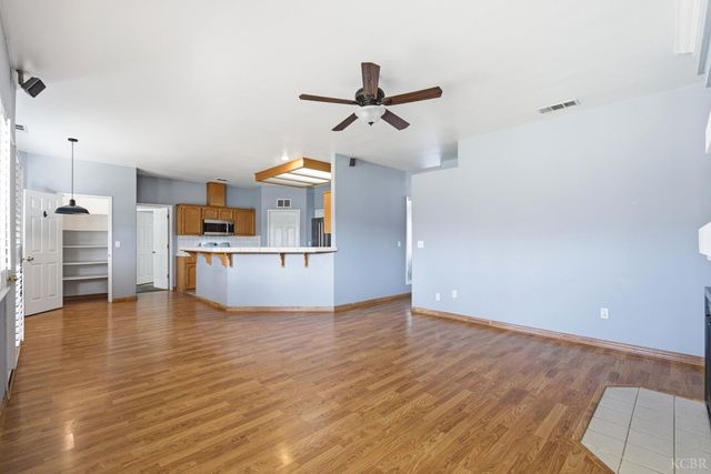 3178 Hickory Court, Hanford, CA 93230