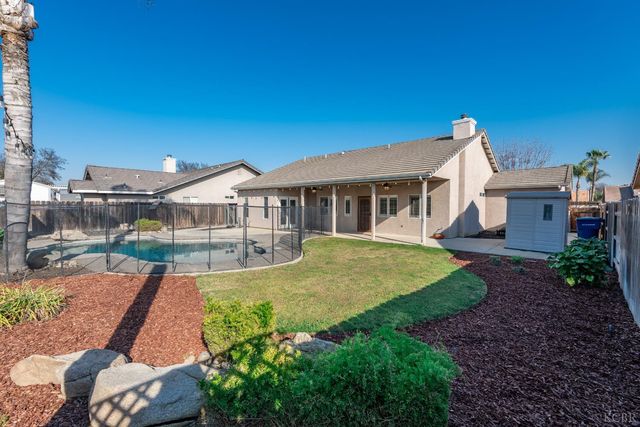3178 Hickory Court, Hanford, CA 93230