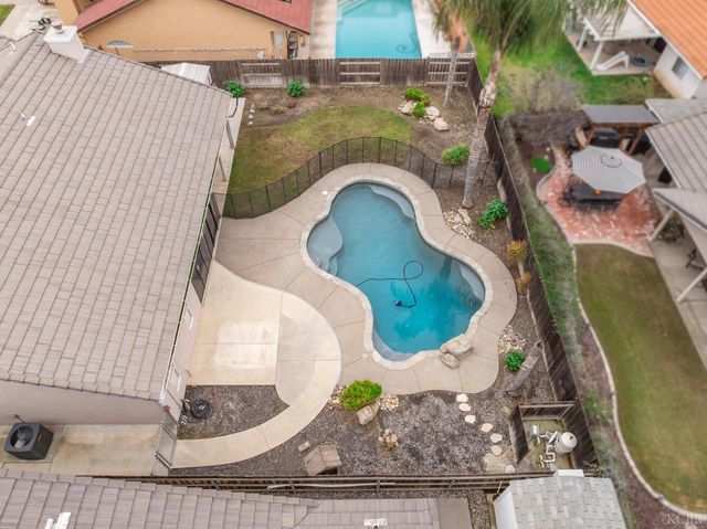 3178 Hickory Court, Hanford, CA 93230