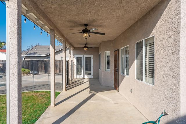 3178 Hickory Court, Hanford, CA 93230