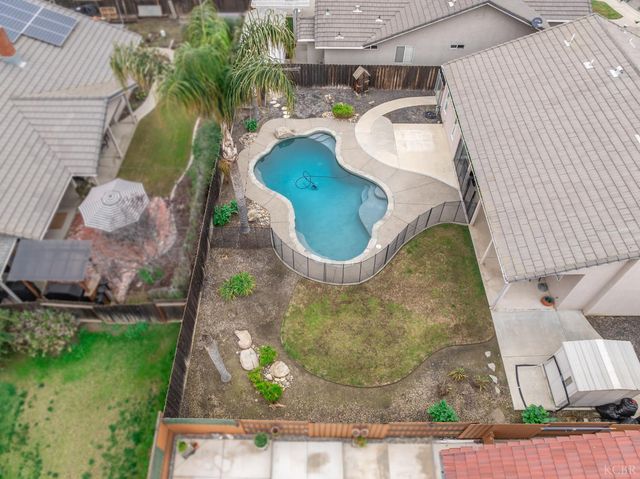 3178 Hickory Court, Hanford, CA 93230