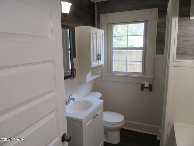 708 S HWY 22A A & B, Parker, FL 32404