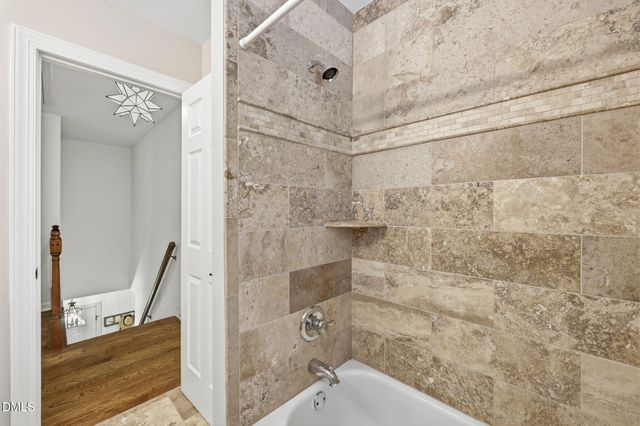 6629 Mafolie Court, Raleigh, NC 27613