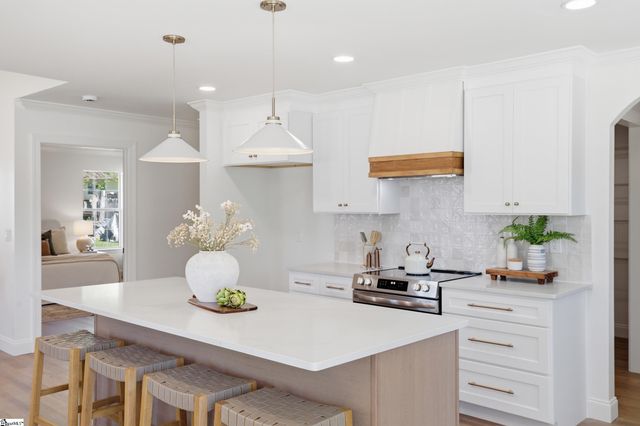 10 Haley Court, Greenville, SC 29607