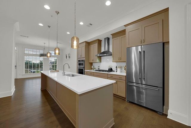 6807 Encore Boulevard, Sandy Springs, GA 30328
