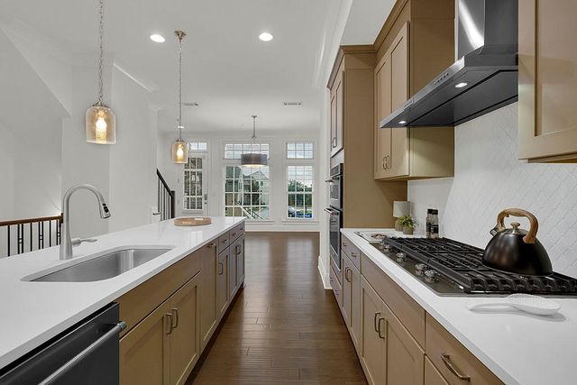 6807 Encore Boulevard, Sandy Springs, GA 30328