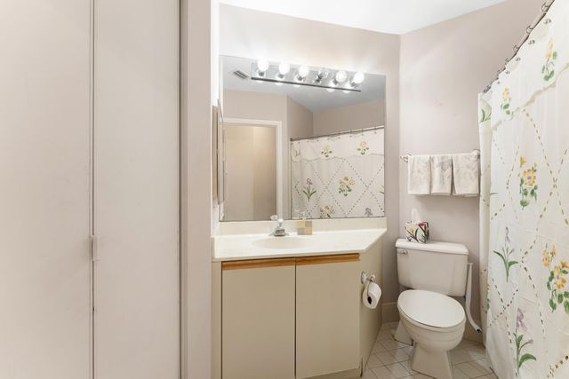 5226 Europa Drive G, Boynton Beach, FL 33437