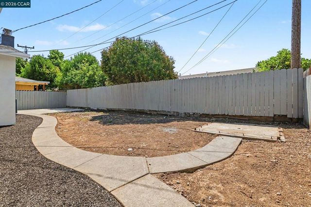 333 Lamont Ct, Vallejo, CA 94591