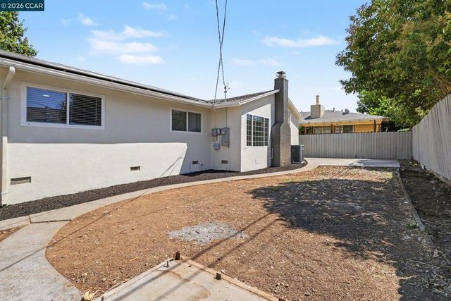 333 Lamont Ct, Vallejo, CA 94591
