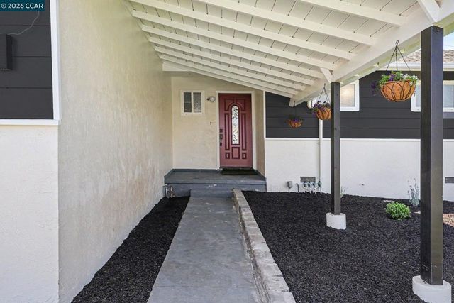 333 Lamont Ct, Vallejo, CA 94591