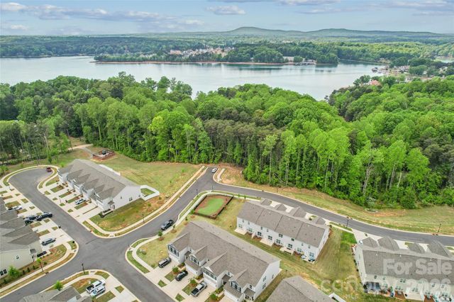 4398 Bronze Boulevard, Sherrills Ford, NC 28673