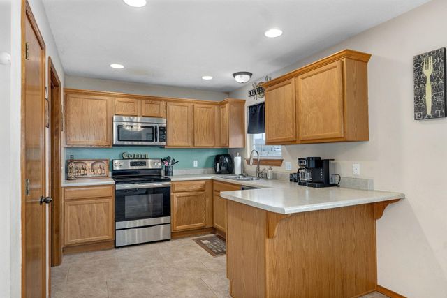 200 Vanilla Bean Road, Sparta, MO 65753