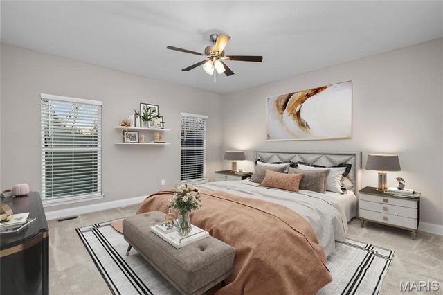 232 Mason Glen Drive, Lake St Louis, MO 63367