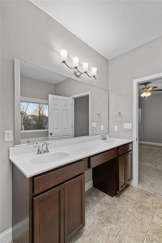 232 Mason Glen Drive, Lake St Louis, MO 63367