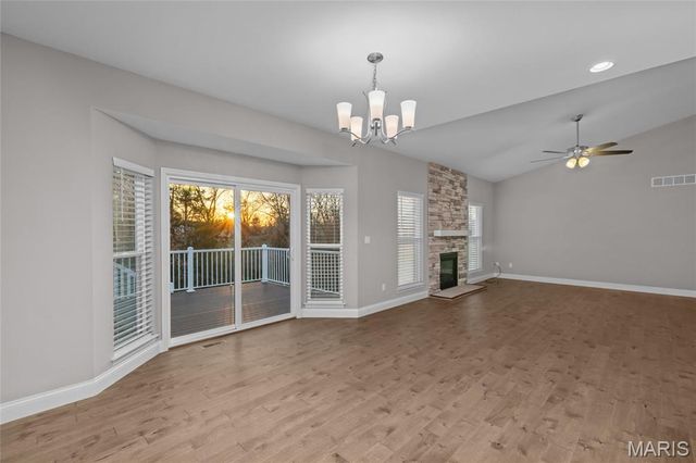 232 Mason Glen Drive, Lake St Louis, MO 63367