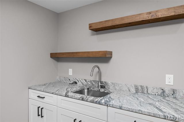 232 Mason Glen Drive, Lake St Louis, MO 63367