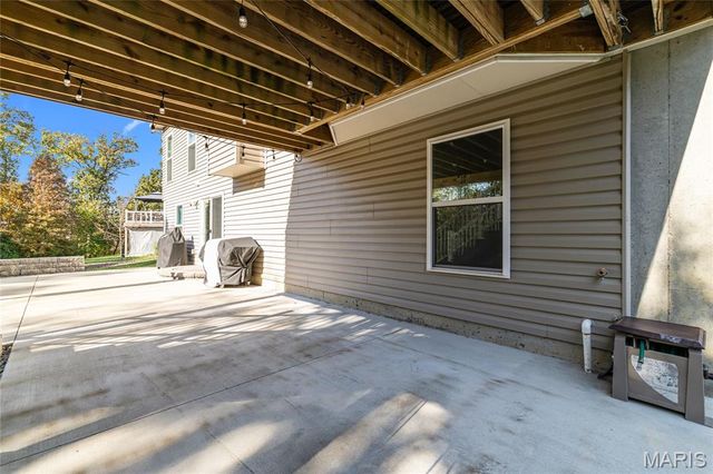 232 Mason Glen Drive, Lake St Louis, MO 63367