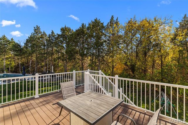 232 Mason Glen Drive, Lake St Louis, MO 63367