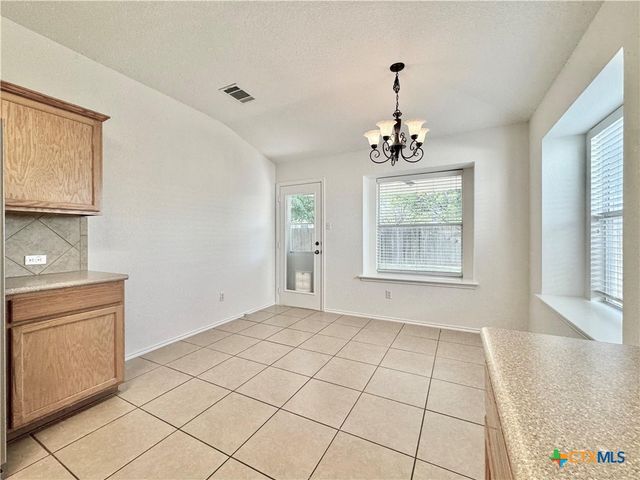 1015 Aiken Drive, Leander, TX 78641
