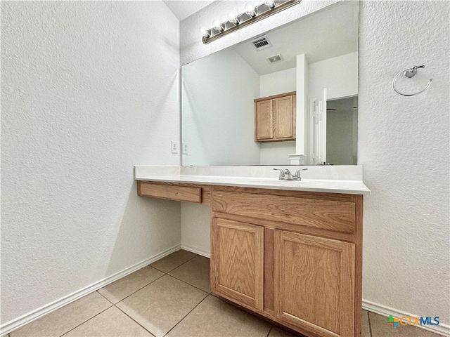 1015 Aiken Drive, Leander, TX 78641