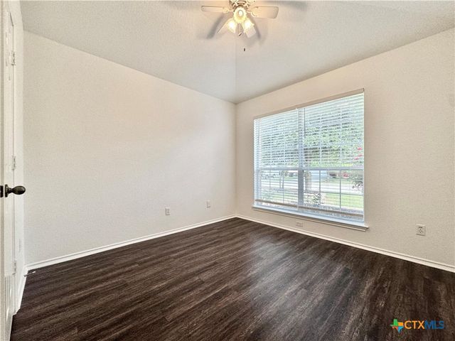 1015 Aiken Drive, Leander, TX 78641