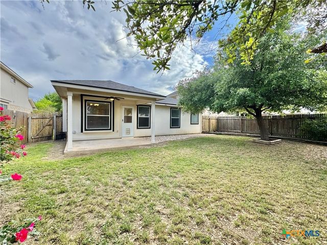 1015 Aiken Drive, Leander, TX 78641