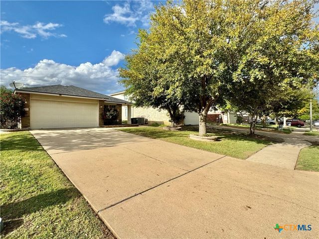 1015 Aiken Drive, Leander, TX 78641