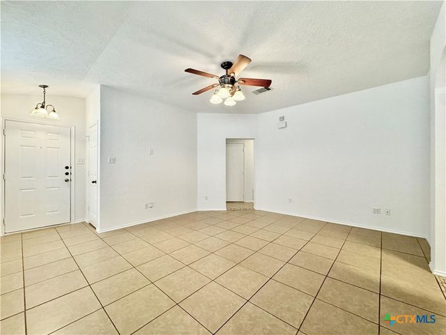 1015 Aiken Drive, Leander, TX 78641