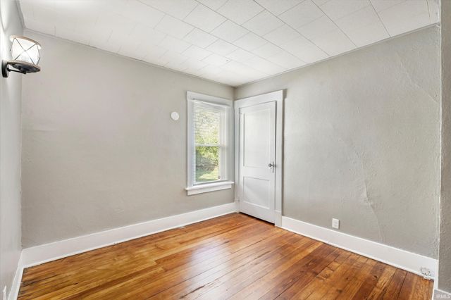 310 N Sunnyside Street, South Bend, IN 46615
