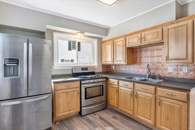310 N Sunnyside Street, South Bend, IN 46615