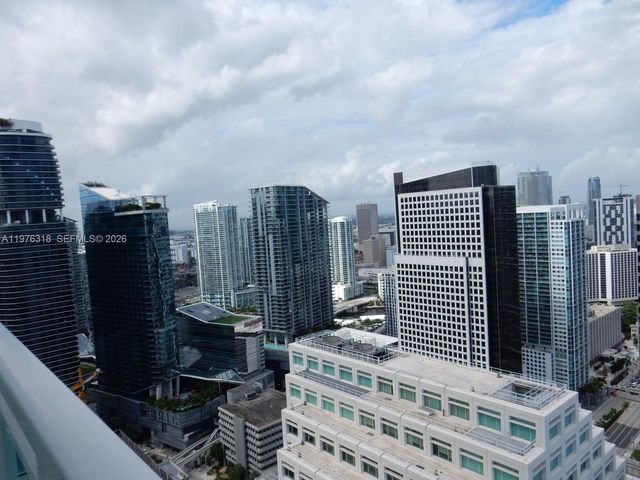 950 Brickell Bay Dr 4508, Miami, FL 33131