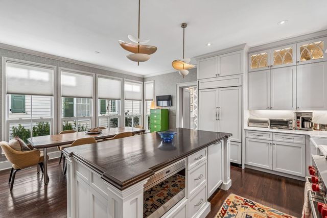 60 Church Street, Charleston, SC 29401